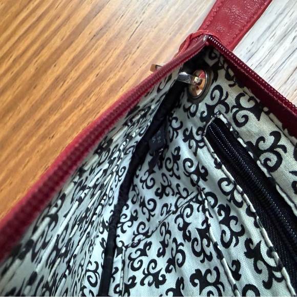 ♥️♥️♥️HOBO Red Leather Wristlet Clutch — FABULOUS ♥️♥️♥️ - Picture 6 of 8